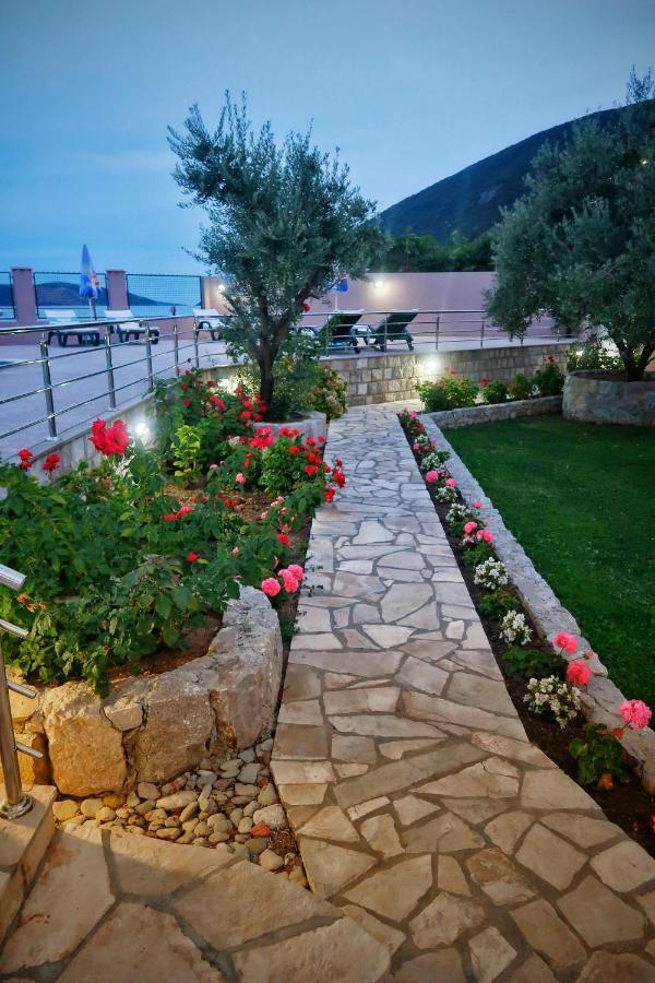 Apartments Maxi Katić Herceg Novi Bagian luar foto