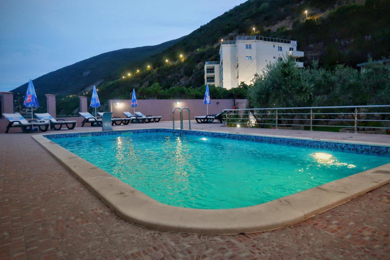 Apartments Maxi Katić Herceg Novi Bagian luar foto