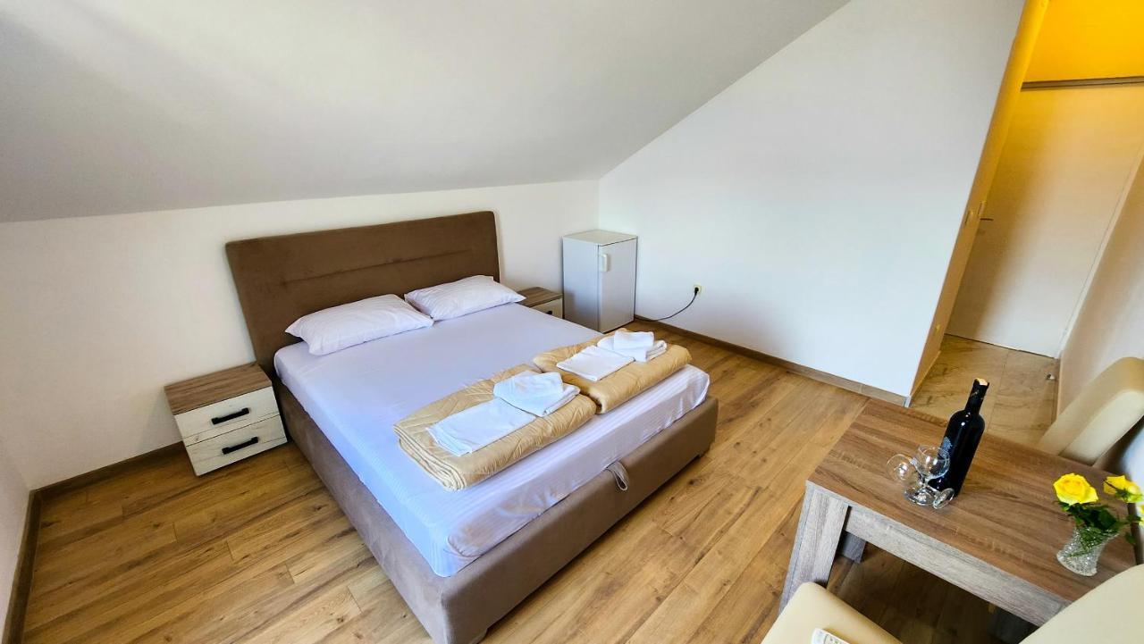 Apartments Maxi Katić Herceg Novi Bagian luar foto